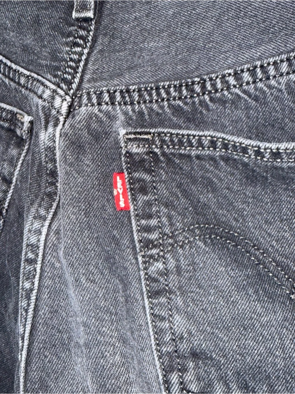 Levi’s 501 Mid-Thigh Denim Short in Black 28